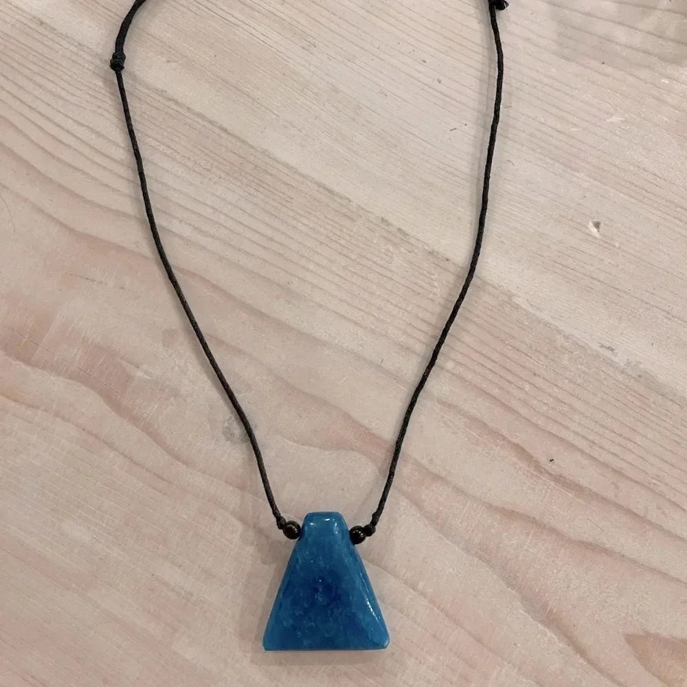 Stone necklace - Picture 6 of 8